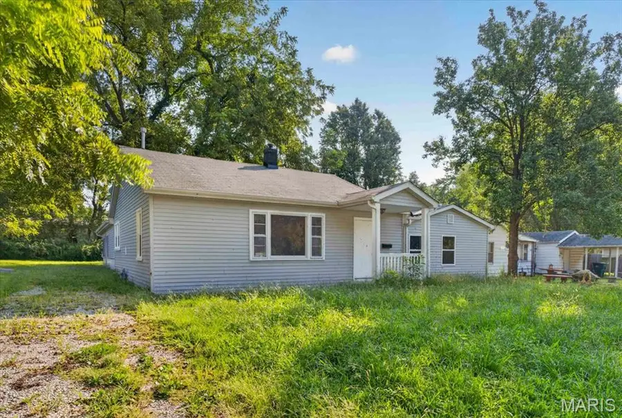 821 Howell Avenue, Cahokia, IL 62206 - #2