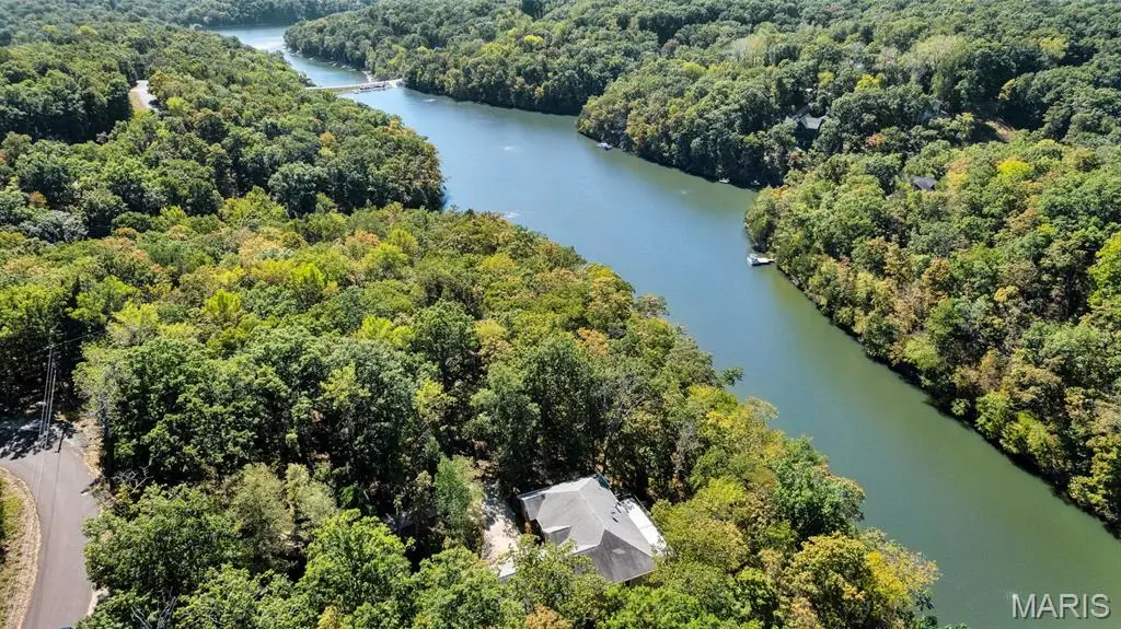 106 N Kings Road, Lake Sherwood, MO 63357 - #1