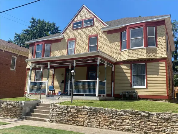 608-610 Center Street, Hannibal, MO 63401