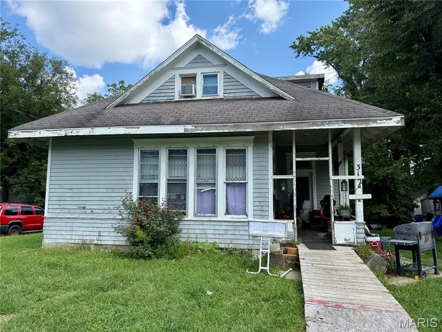 312 Mckinley Avenue, Warrenton, MO 63383 - #2