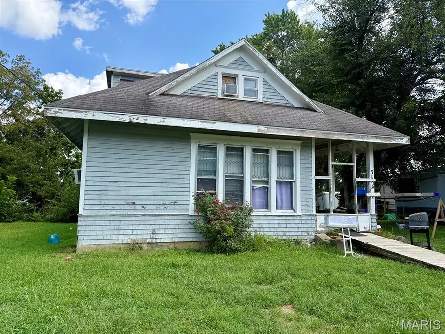312 Mckinley Avenue, Warrenton, MO 63383 - #3