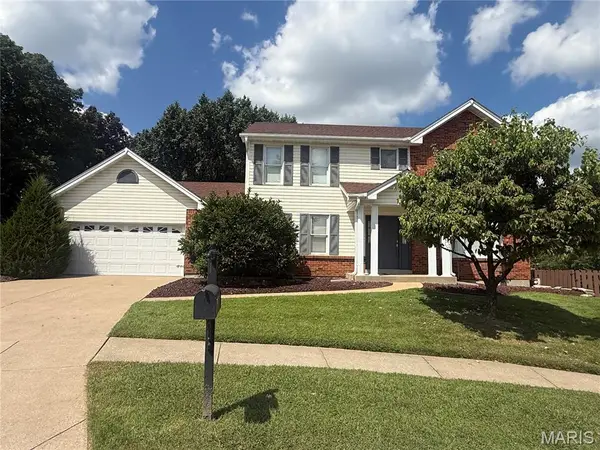 11 Fleurie Drive, Florissant, MO 63031