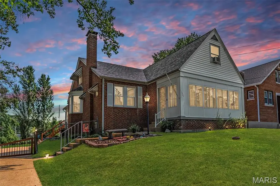 11624 Denny Road, Saint Louis, MO 63126 - #2