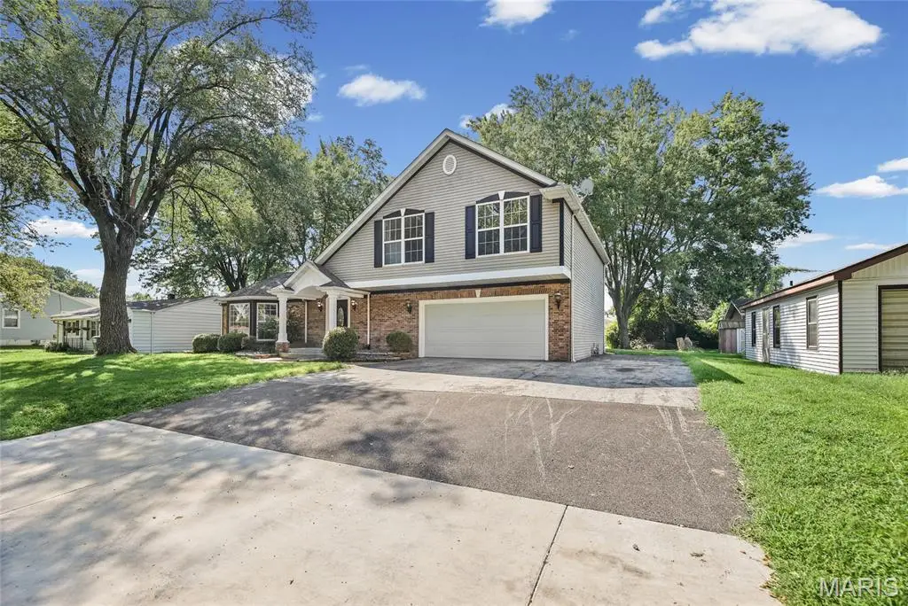 210 Stites Avenue, Fairview Heights, IL 62208 - #1