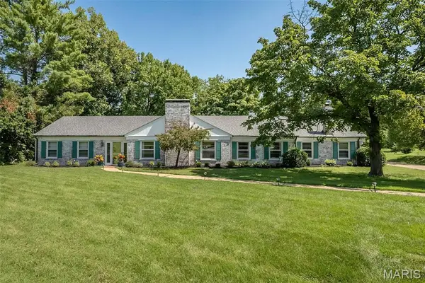 22 Marsally Drive, Westwood, MO 63131