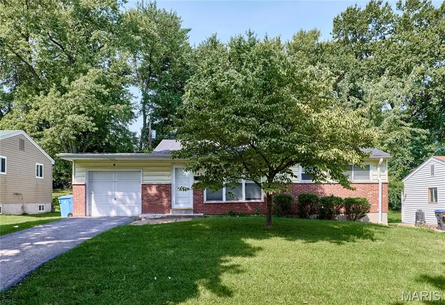 145 Clearview Drive, Florissant, MO 63033 - #3