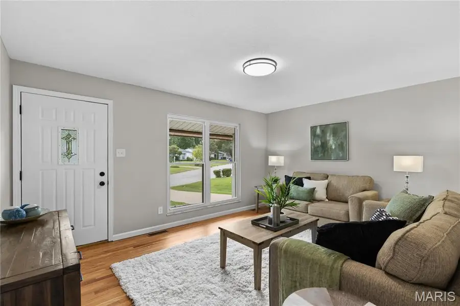 11919 Holly Brook Drive, Maryland Heights, MO 63043 - #3