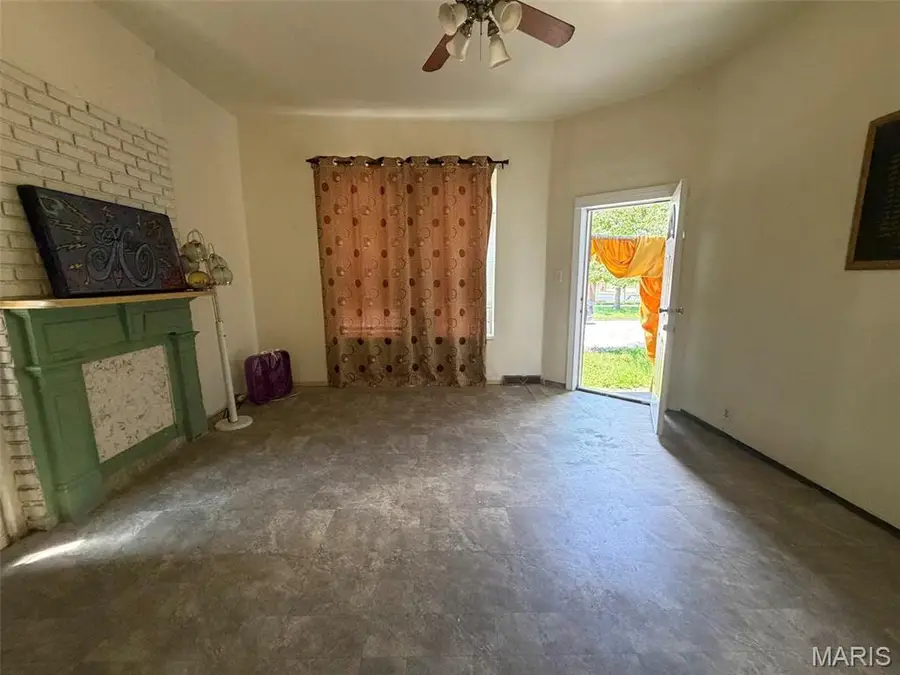 3642 Salena Street, Saint Louis, MO 63118 - #3
