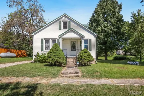 301 Red Oak Avenue, Rosebud, MO 63091