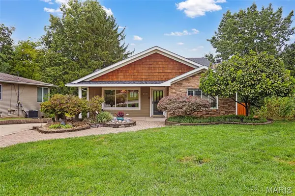 665 E Lake Drive, Edwardsville, IL 62025