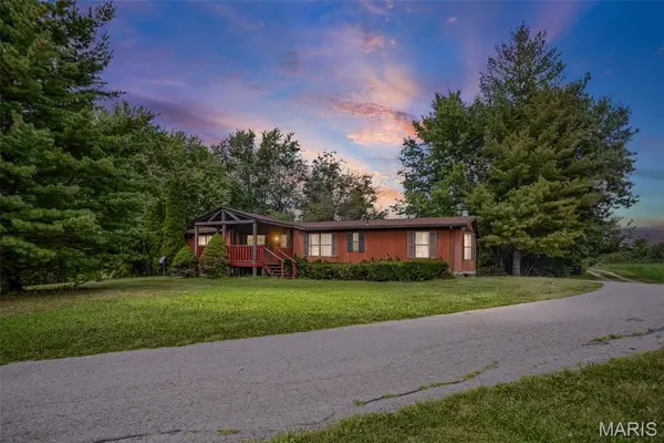 24384 State Highway 3, Dow, IL 62022