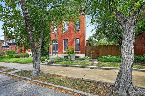 1939 Arsenal Street, St Louis, MO 63118
