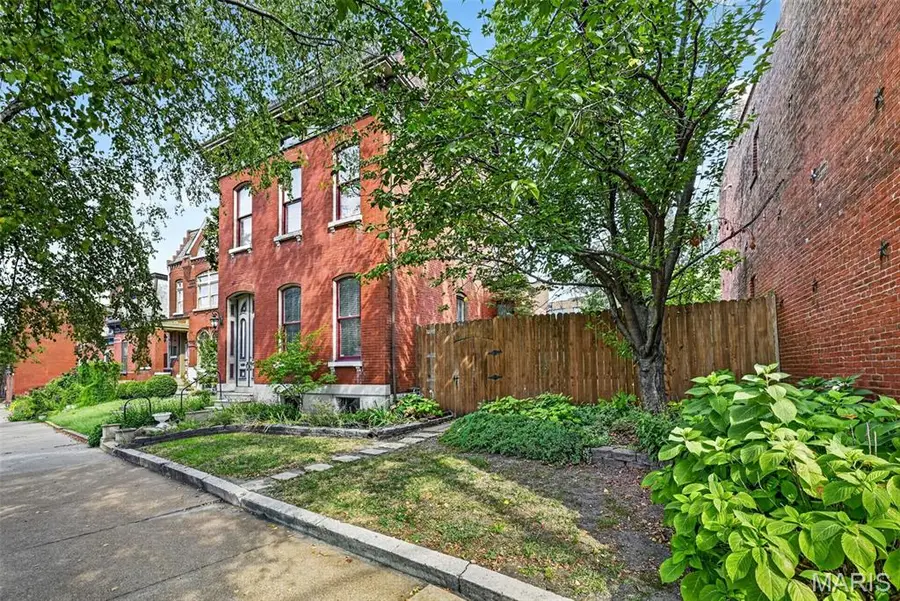 1939 Arsenal Street, Saint Louis, MO 63118 - #2