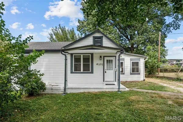 6737 Fyler Avenue, St Louis, MO 63139