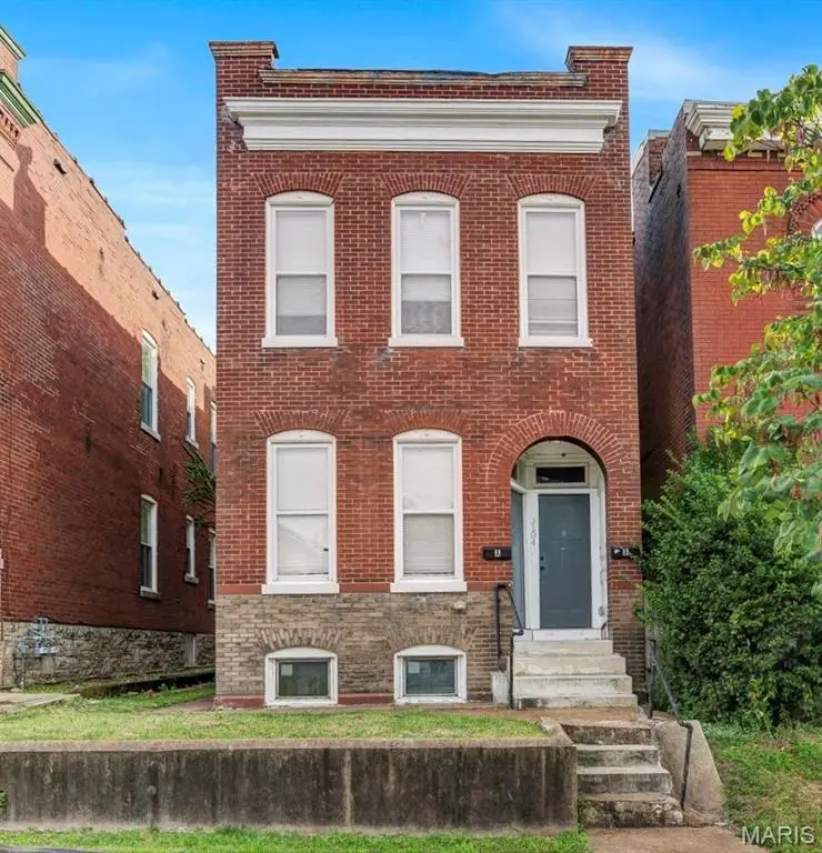 3104 Wyoming Street, Saint Louis, MO 63118 - #1