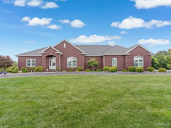600 Covington Drive, Waterloo, IL 62298
