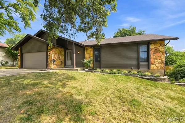 8 Ardwick Drive, St Peters, MO 63376