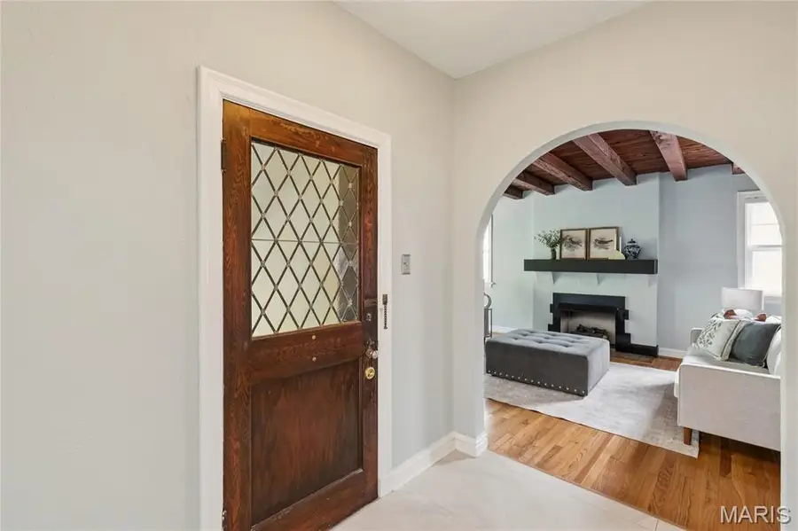 7532 Byron Place #2, Clayton, MO 63105 - #2