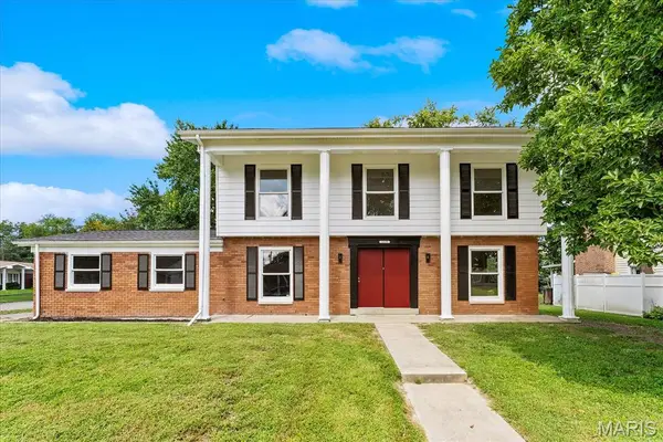 1319 Springfield Drive, Belleville, IL 62221