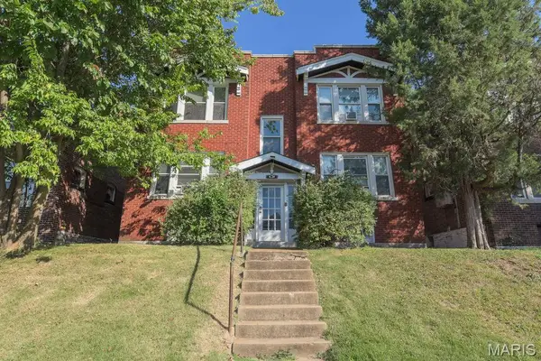 4234 Dewey Avenue, St Louis, MO 63116