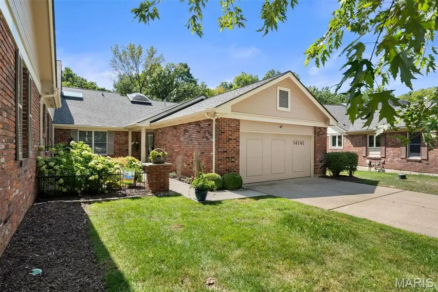 14141 Baywood Villages Drive, Chesterfield, MO 63017 - #2