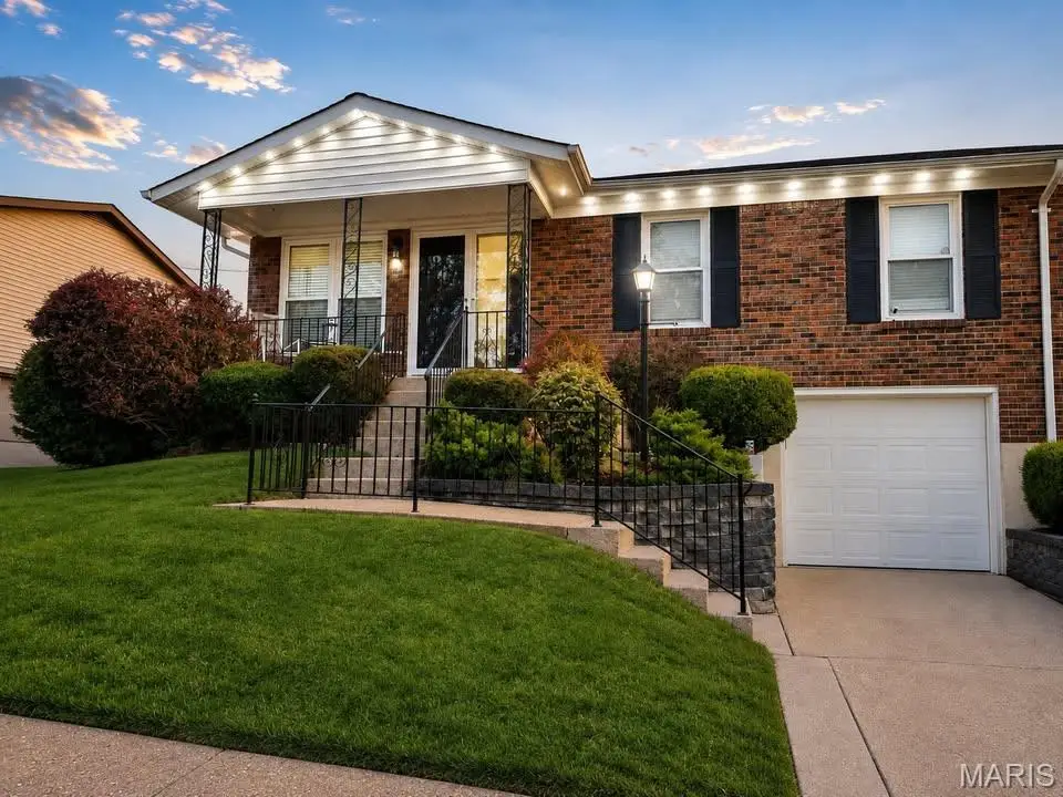 4260 Martyridge Drive, Saint Louis, MO 63129 - #1