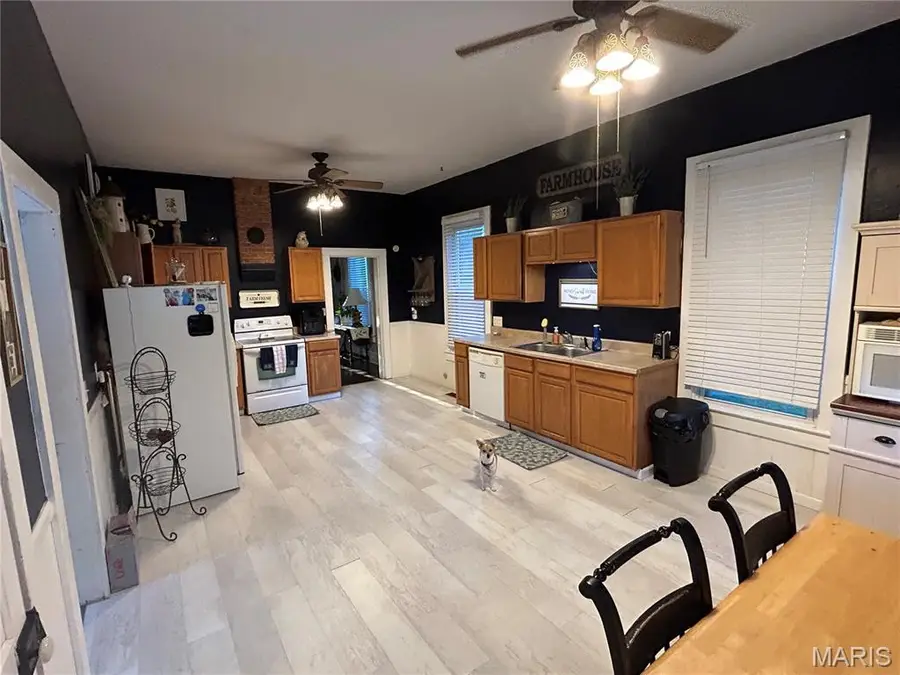 320 N A Street, Farmington, MO 63640 - #3
