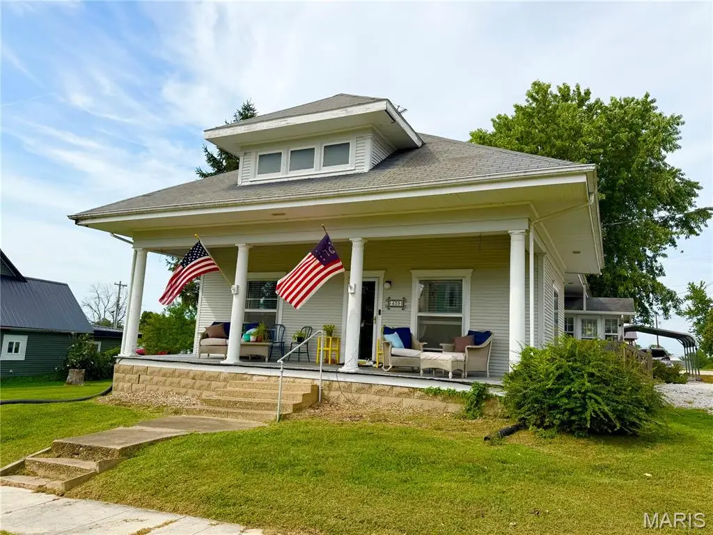409 E Salling Street, Perry, MO 63462 - #1