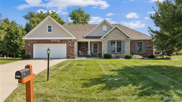 4613 Valleydale Road, Godfrey, IL 62035