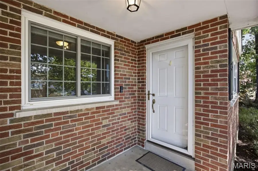 9561 Lodge Pole Lane, Saint Louis, MO 63126 - #3