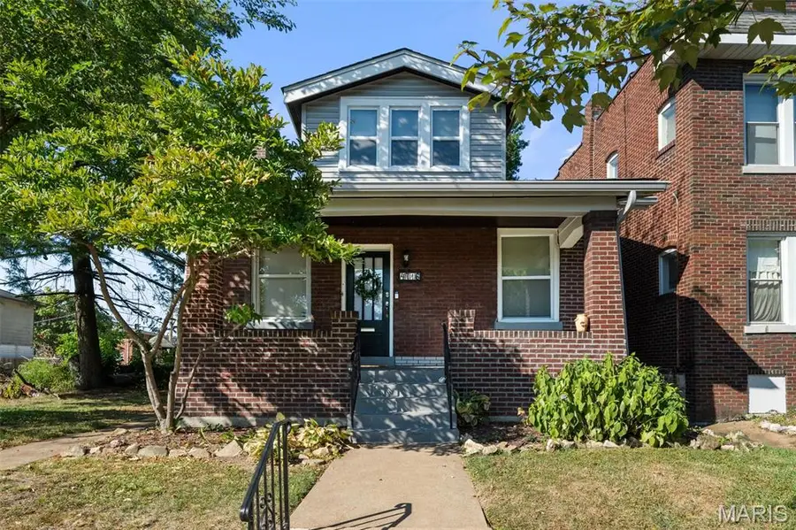 4716 Milentz Avenue, Saint Louis, MO 63116 - #3