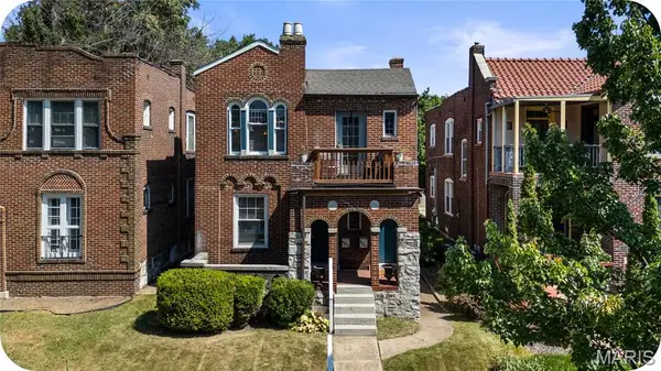 4533 Flad Avenue, St Louis, MO 63110