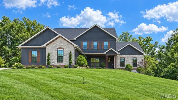 305 Crescent Oak Court, New Melle, MO 63385