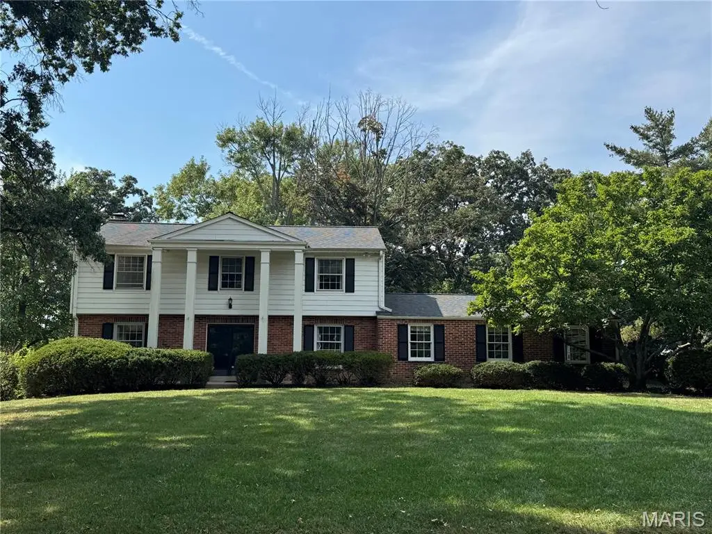 2073 Willow Leaf Drive, Frontenac, MO 63131 - #1