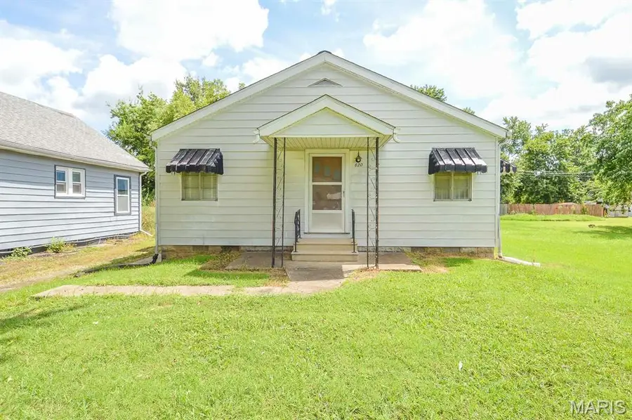620 N 3rd Street, Dupo, IL 62239 - #2