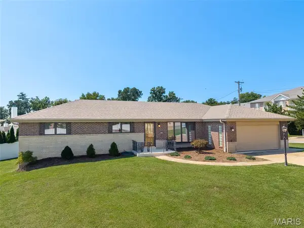 4456 Butler Hill Road, St Louis, MO 63128