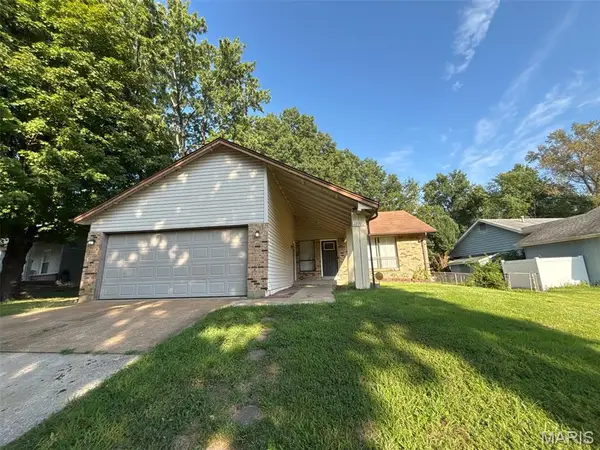 12702 Willow Trail Drive, Black Jack, MO 63033