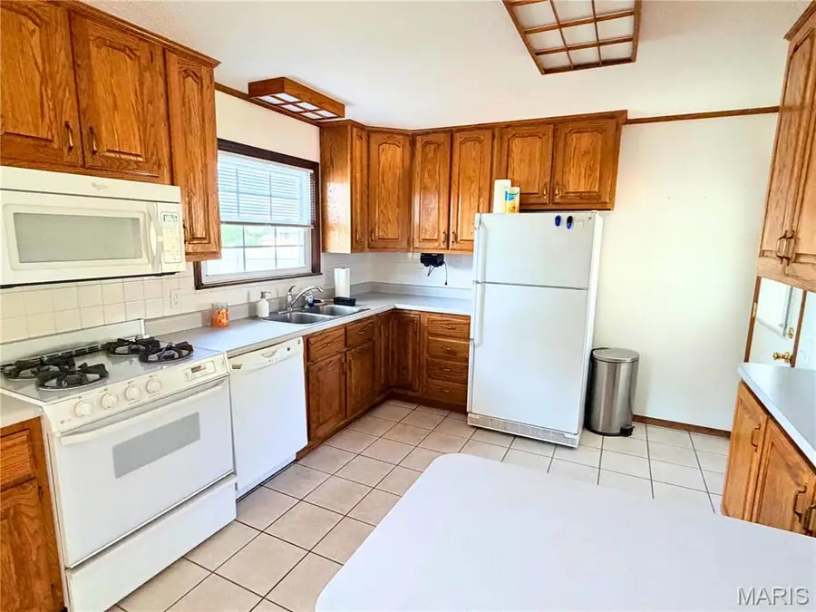 1820 Tahoe Drive, Florissant, MO 63031 - #3