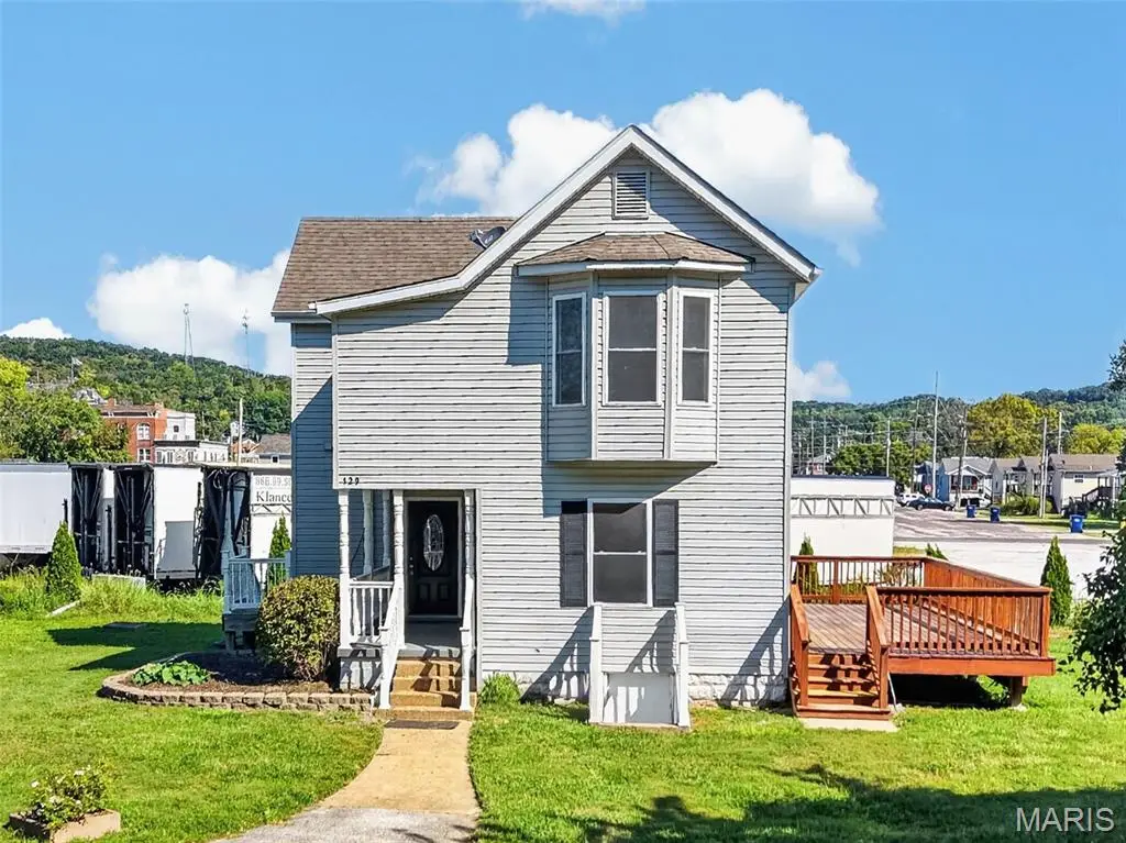 129 E Pacific Street, Pacific, MO 63069 - #1