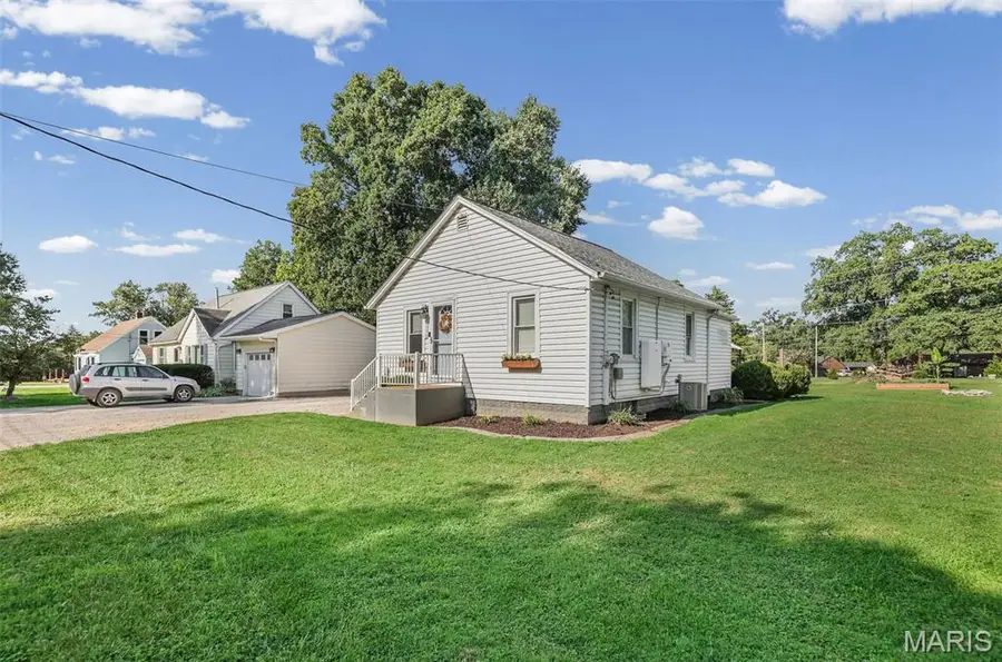 2808 Norwood Lane, Godfrey, IL 62035 - #3