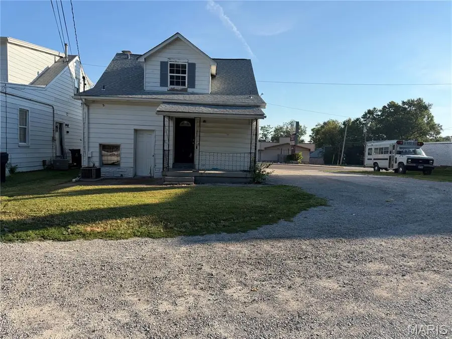 1608 W Main Street, Belleville, IL 62220 - #3