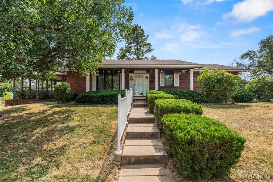 319 Jefferson Street, De Soto, MO 63020 - #3