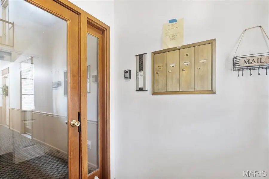 4326 Sunridge Drive #A, Mehlville, MO 63125 - #3