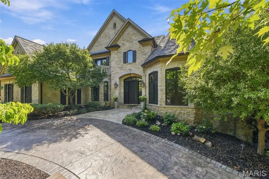 26 Allegro Lake Estates Drive, Creve Coeur, MO 63141 - #2