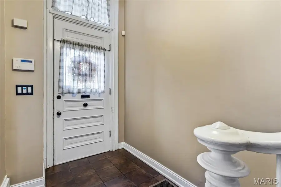 2620 S 12th Street, Saint Louis, MO 63118 - #3