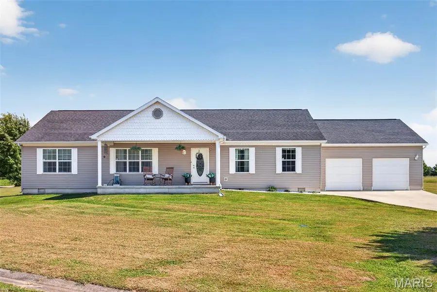 3 Algonquin Lane, Pocahontas, IL 62275 - #2