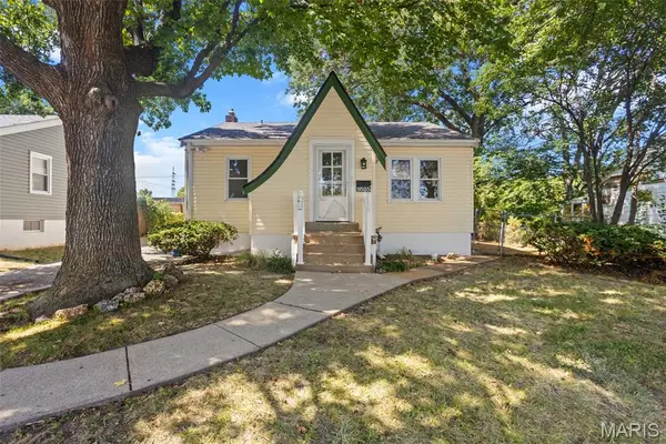 9525 Brenda Avenue, Affton, MO 63123