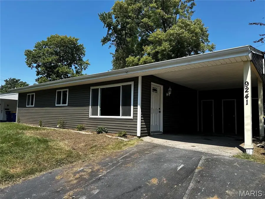 9241 Harold Drive, Woodson Terrace, MO 63134 - #2