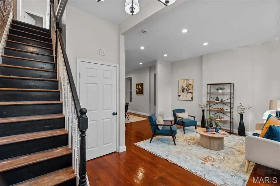 5343 Arsenal Street, Saint Louis, MO 63139 - #3