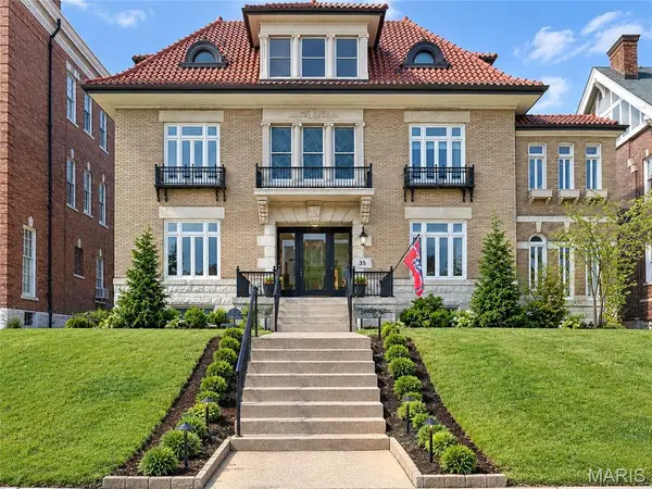 35 Kingsbury Place, St Louis, MO 63112